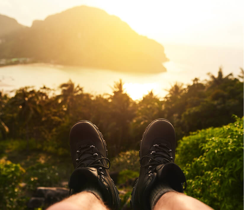 pies-con-vista-al-mar